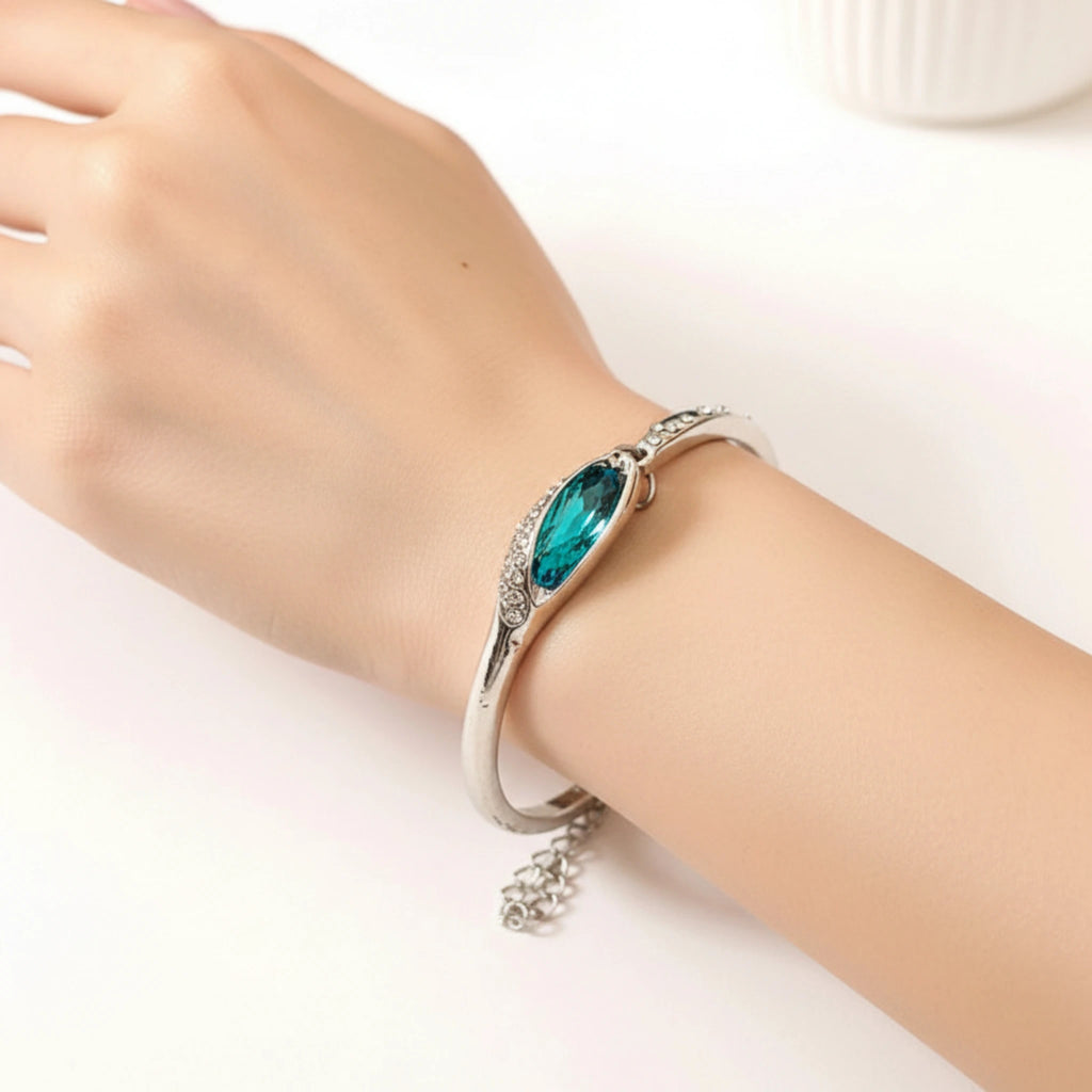 Parure "Papillon Azur" – Collier, Bracelet & Boucles d'Oreilles