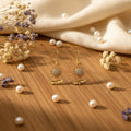 Boucles d'Oreilles "Tournesol Étincelant" – Fini Doré & Cristaux