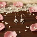 Boucles d'Oreilles "Vague de Nacre" – Argenté & Perles