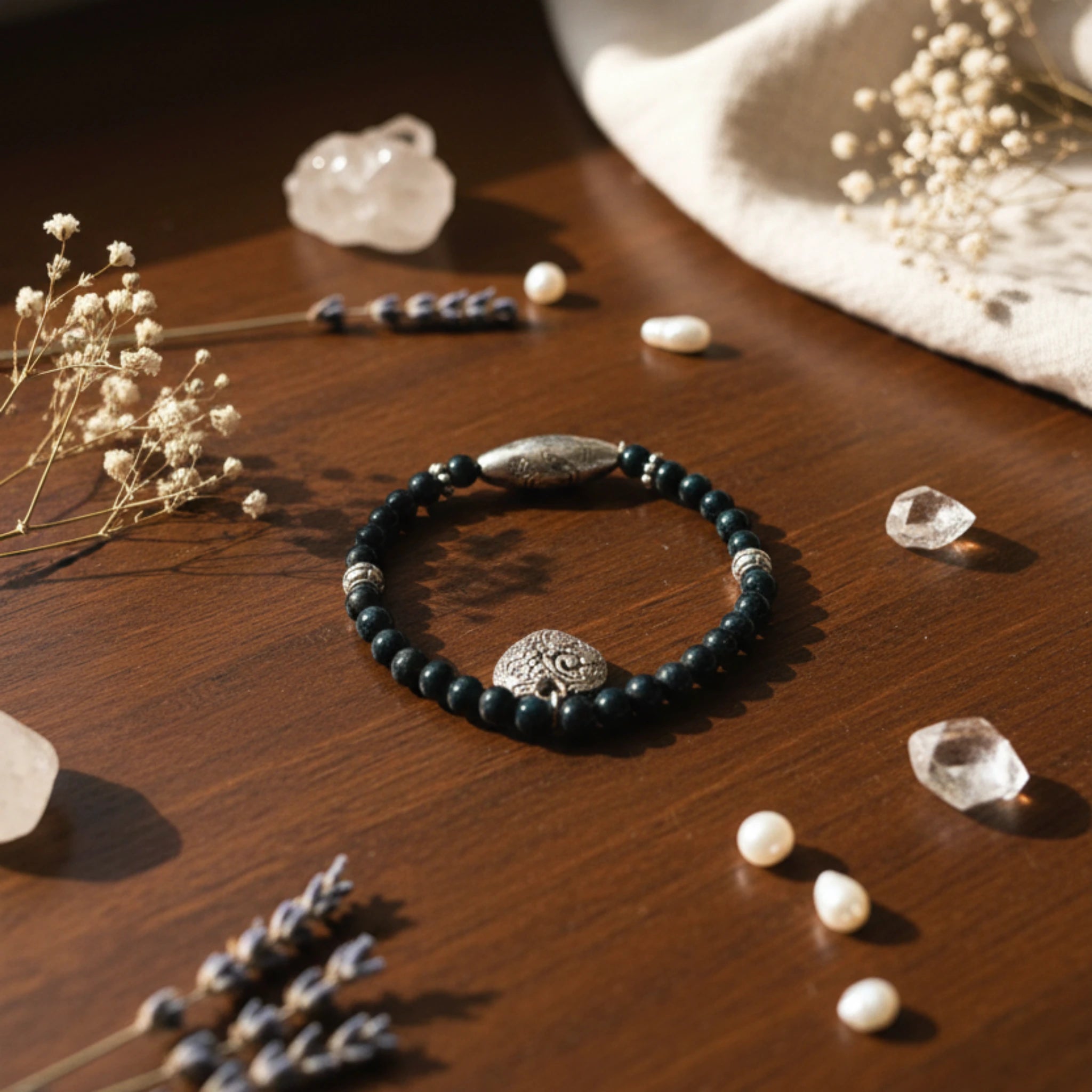 Bracelet "Cœur de Bohème" – Élégance Mystique