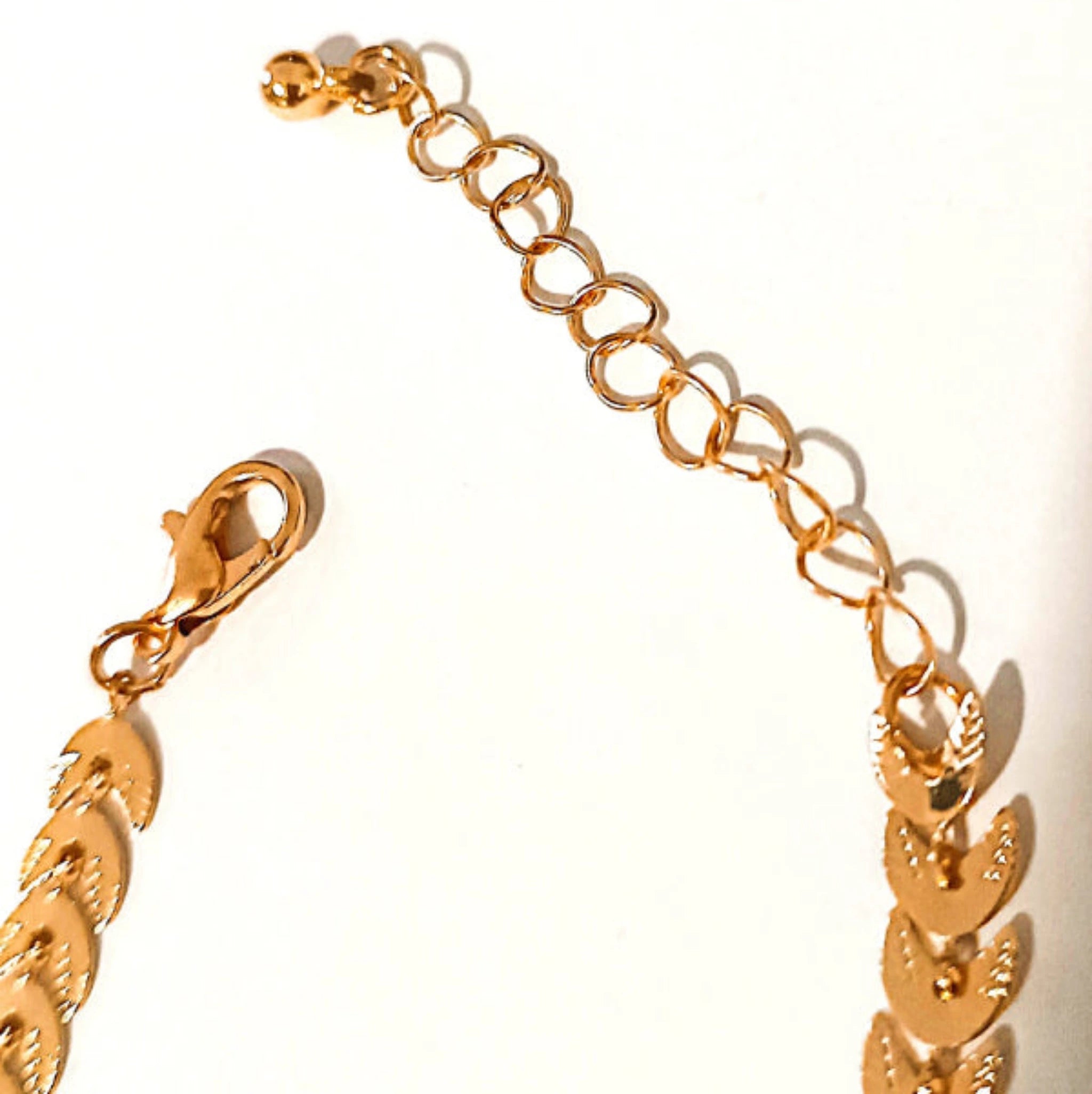 Bracelet Maillons "Épi Solaire" – Texture Gravée et Éclat Doré