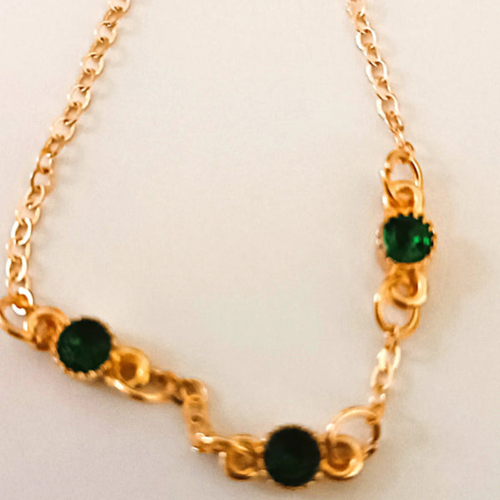 Bracelet Doré Élégance - Pierres Vert Émeraude