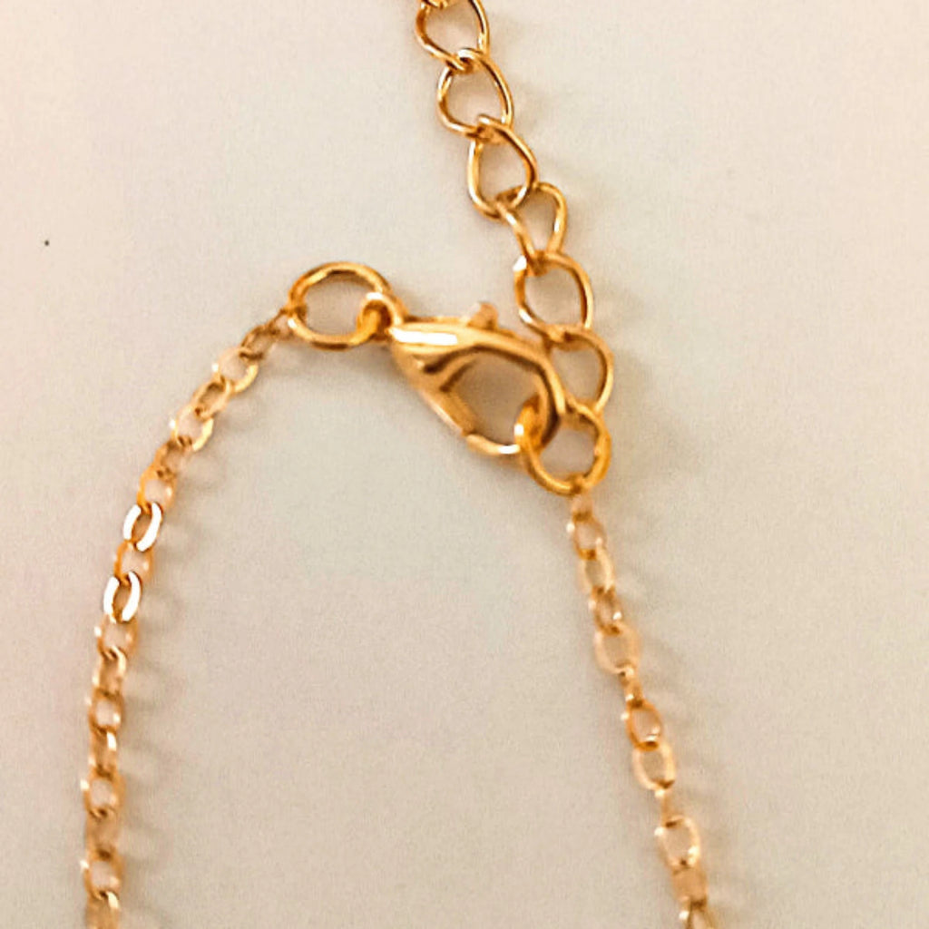 Bracelet "Aura Papillon" – Finesse et Cristaux Scintillants