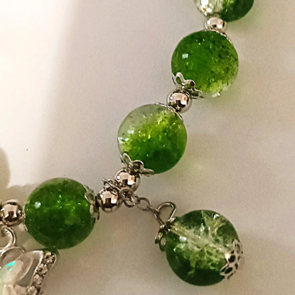 Bracelet "Éclat de Printemps" – Vert Givré et Papillons