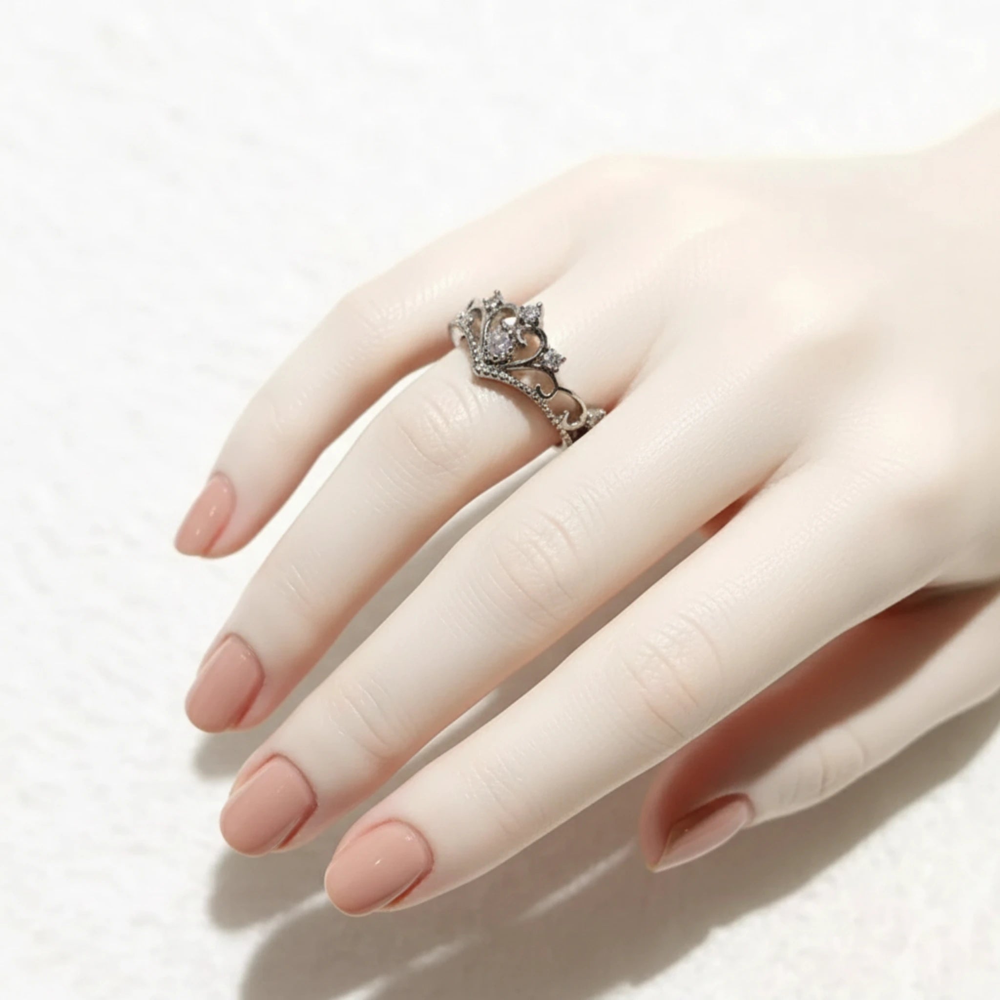 Bague "Majesté Royale" – Anneau Couronne Serti de Cristaux
