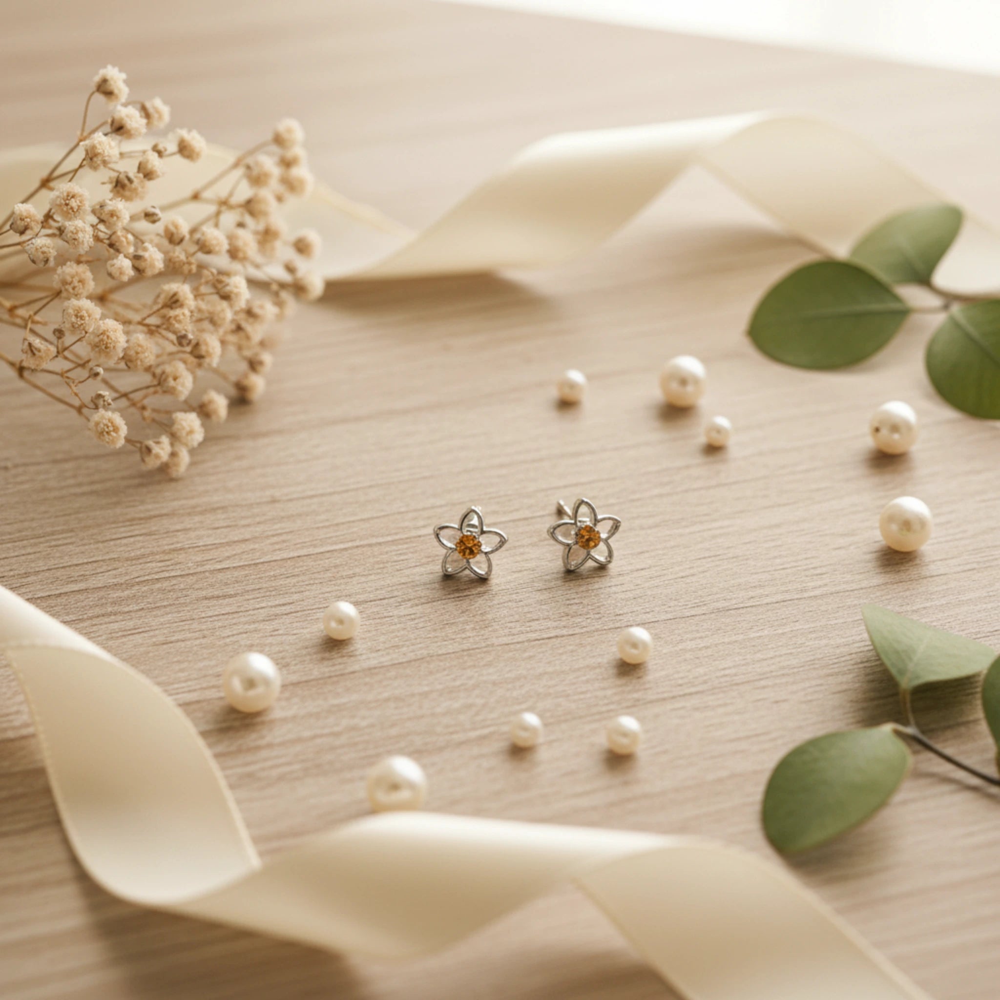 Boucles d'Oreilles "Fleurs avec pierre jaune"