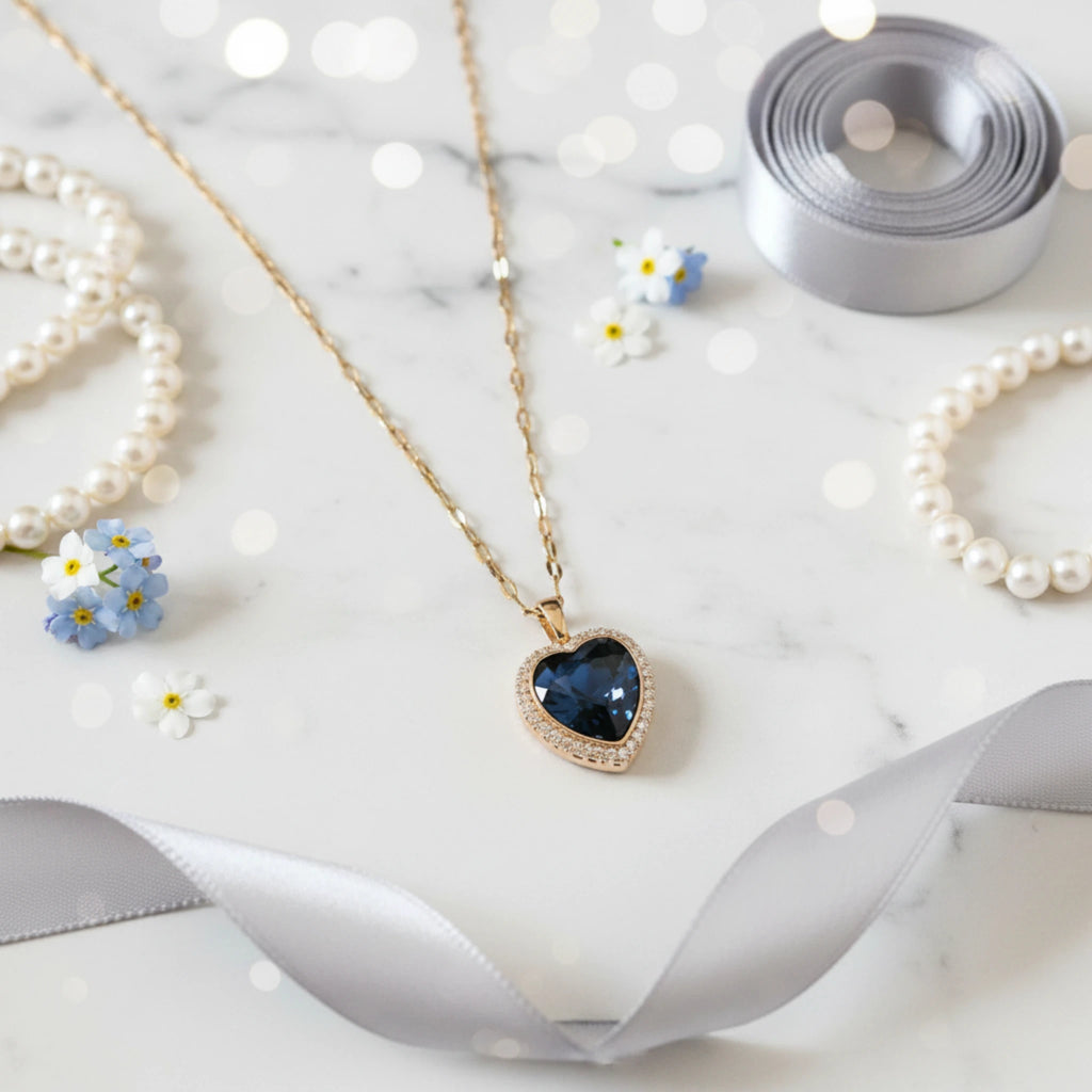 Collier "Cœur Royal" – Acier Inoxydable & Zirconium