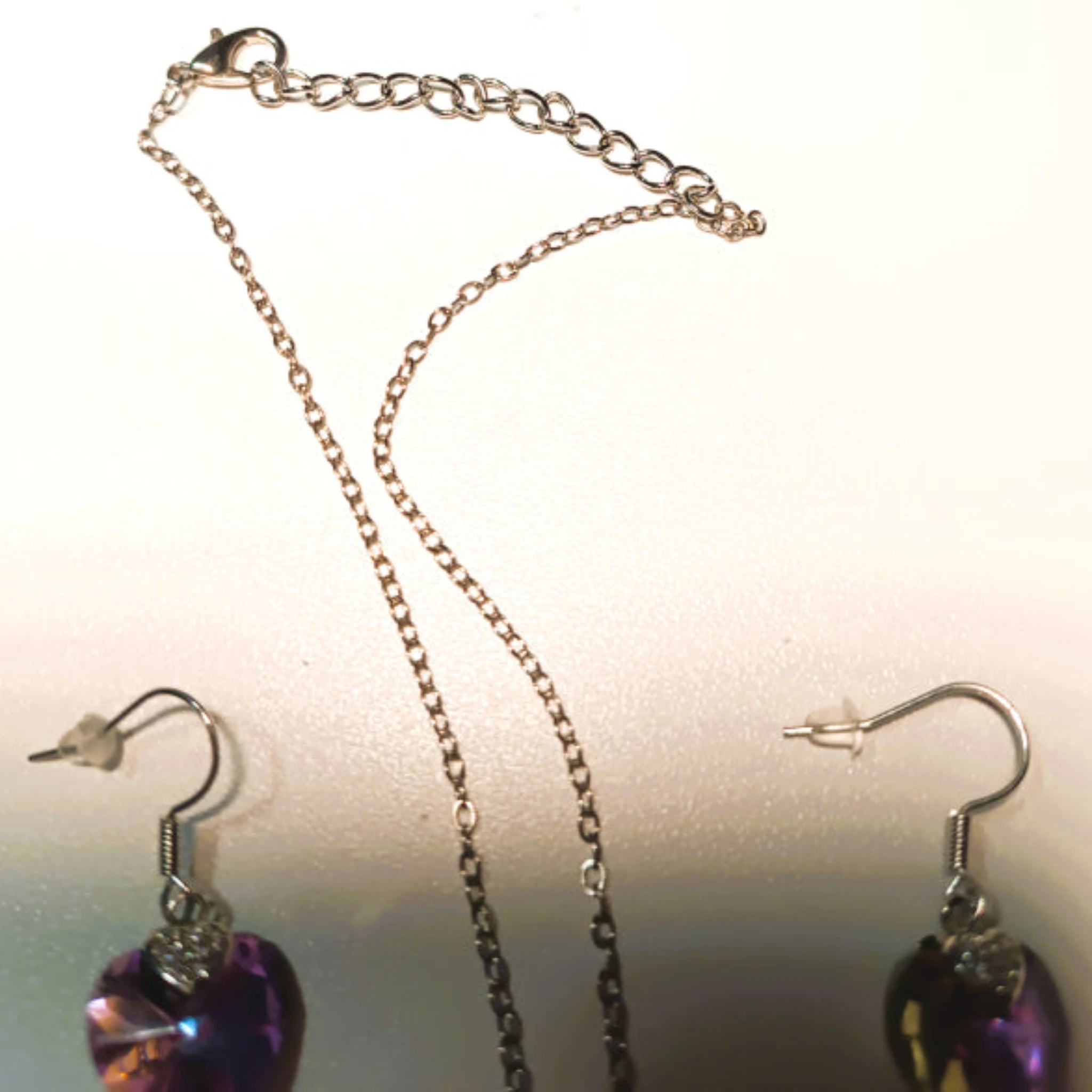 Parure "Cœur de Cristal" – Éclat Violet & Rhodium