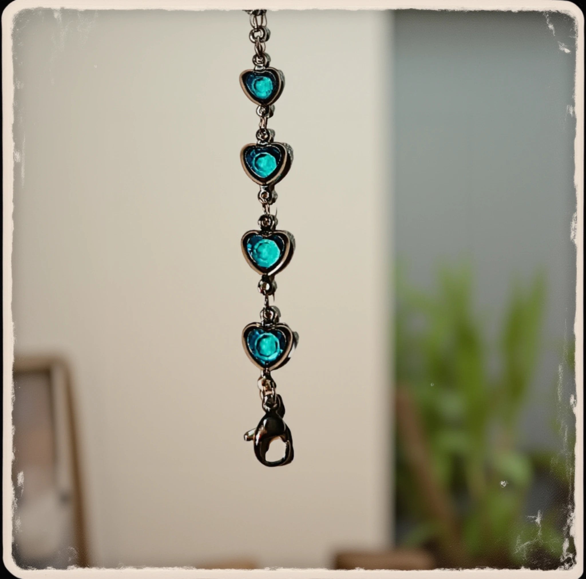 Bracelet "Rivières de Cœurs" – Acier Inoxydable & Éclat Cristallin