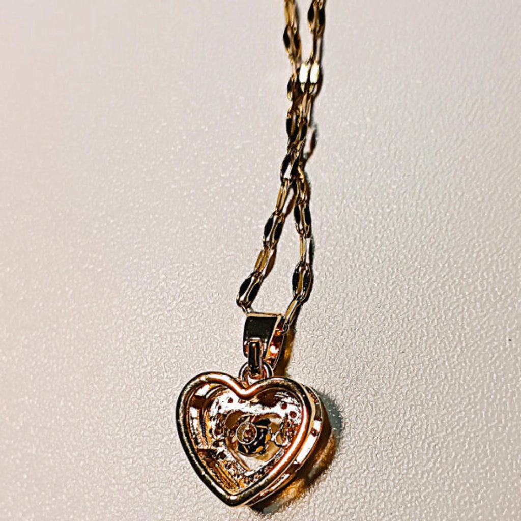Collier "Cœur Scintillant d'Amour" – Acier Inoxydable & Zirconium
