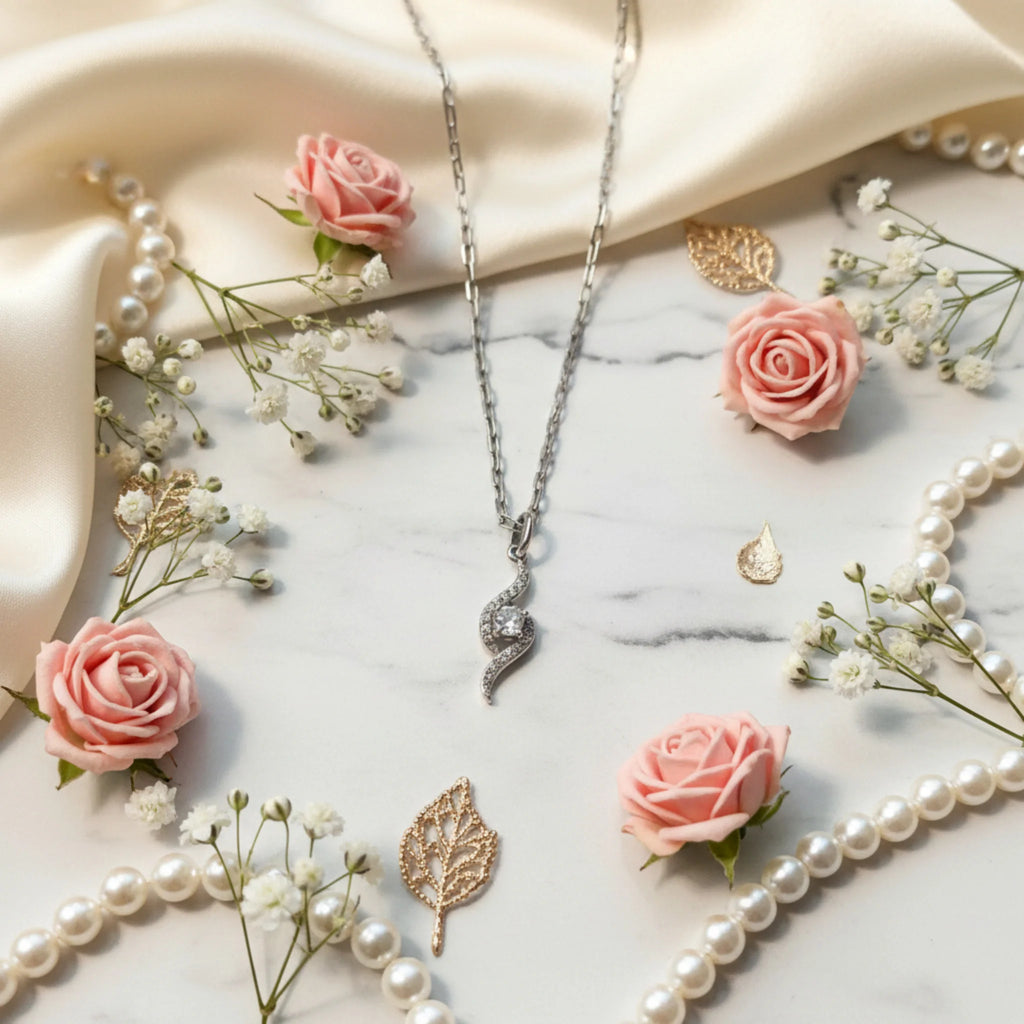 Collier Pendentif "Sinuosité Star" - Argent 925 & Zirconium