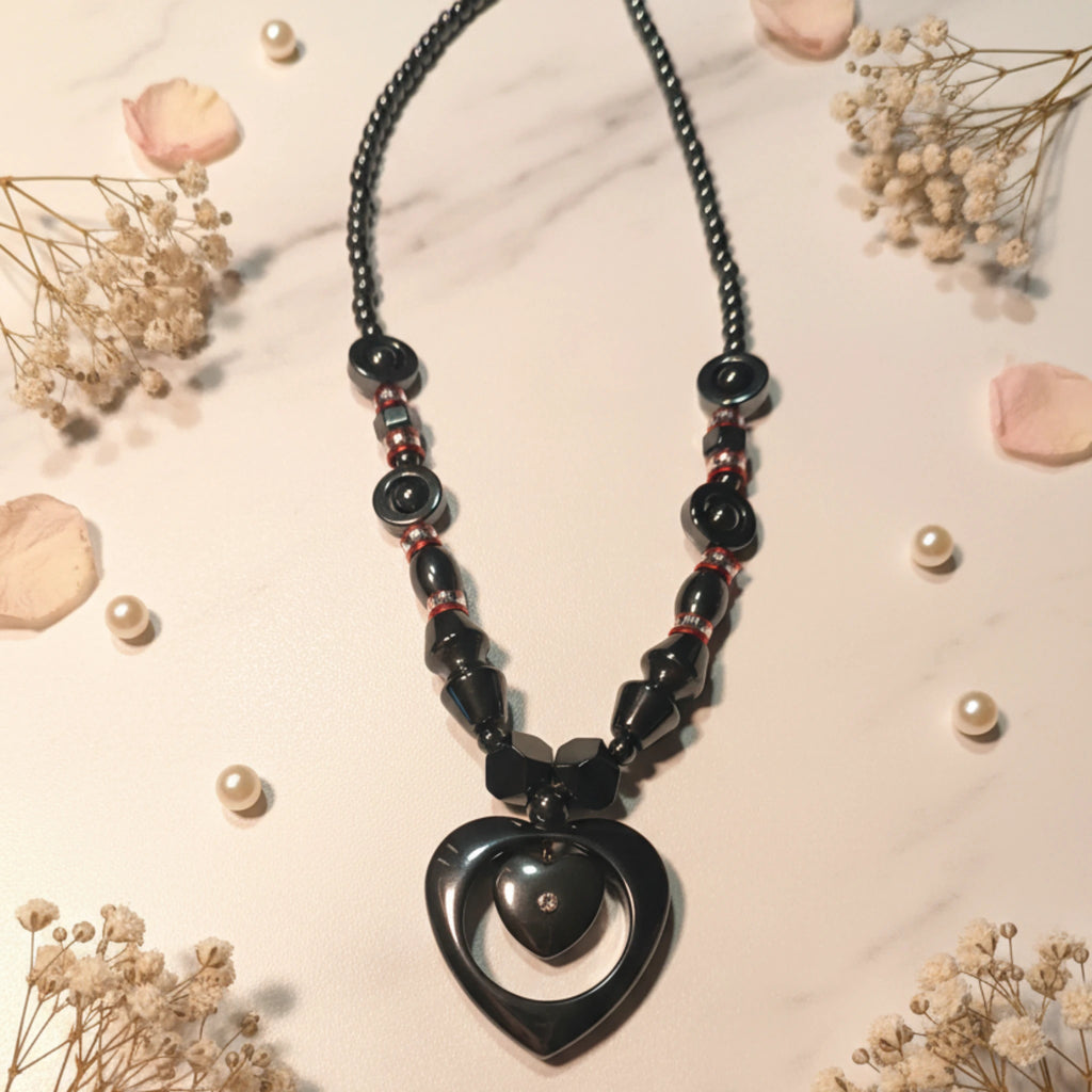 Collier "Énergie Magnétique" – Hématite Noire & Détails Cuivrés